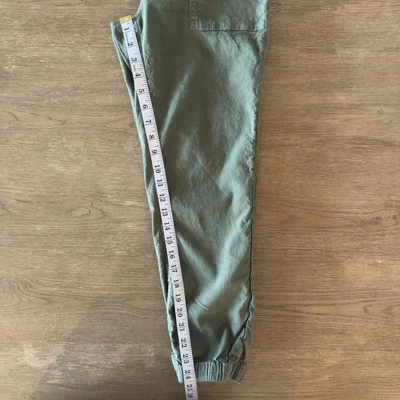 Frank & Eileen JAMESON Sage, Italian Performance Linen (Size 2) - Picture 10 of 14